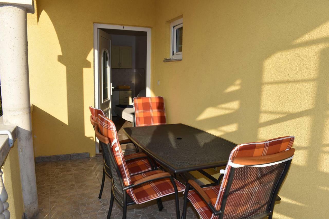 Apartmani Kulas Пакоштане Екстер'єр фото